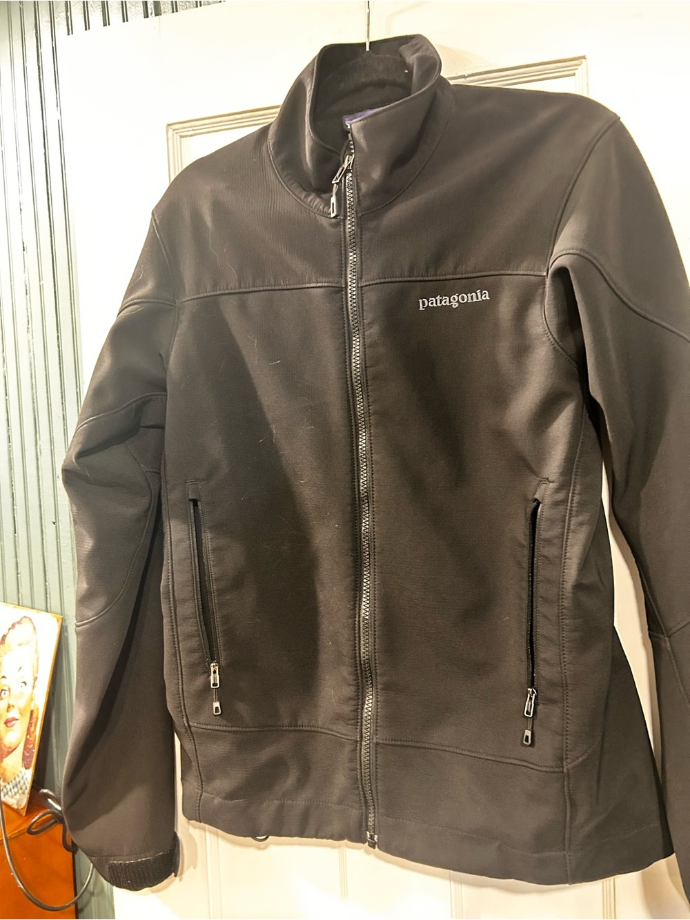 Patagonia Men’s Black S Lightweight Softshell Jacket